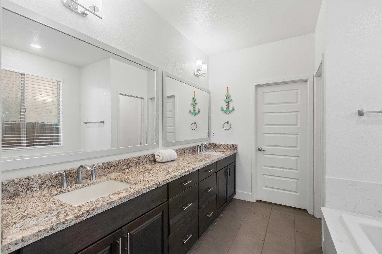 Detail Gallery Image 37 of 65 For 12737 Blueblanc Way, Rancho Cordova,  CA 95742 - 3 Beds | 2 Baths