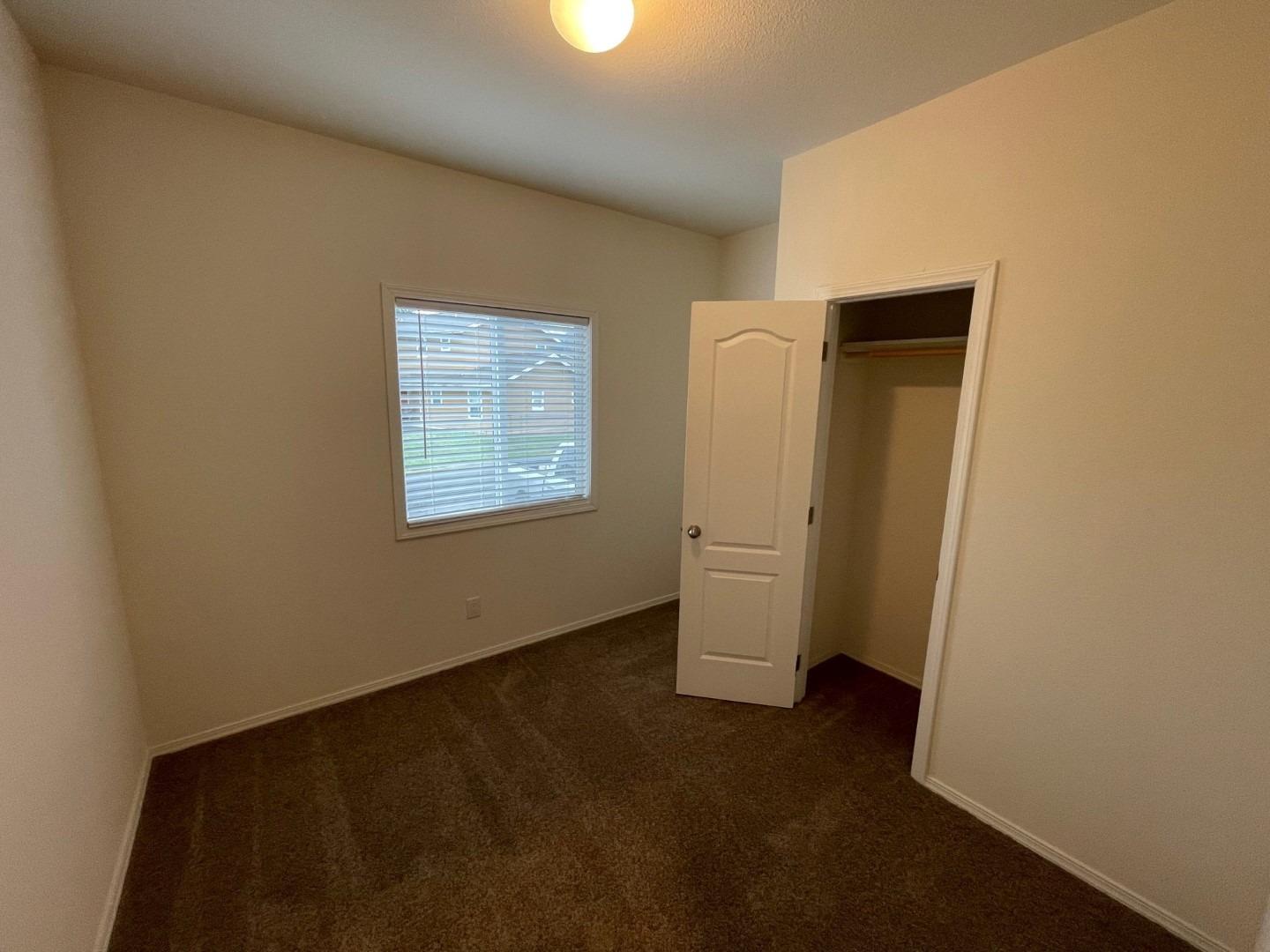 Detail Gallery Image 7 of 11 For 1050 W. Central Ave 58, Other City,  CA 97479 - 3 Beds | 2 Baths