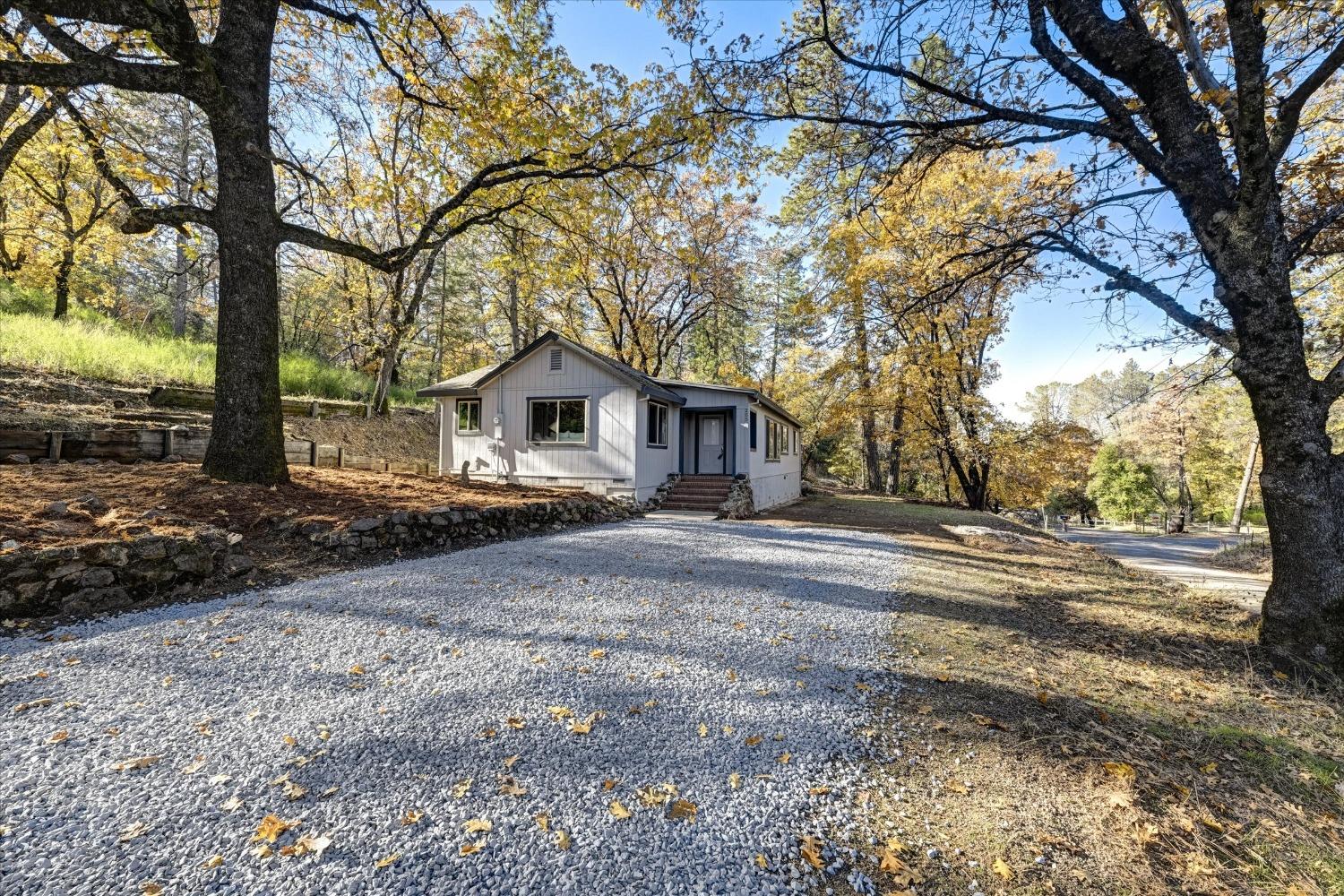 Orchard Avenue, Applegate, California image 1