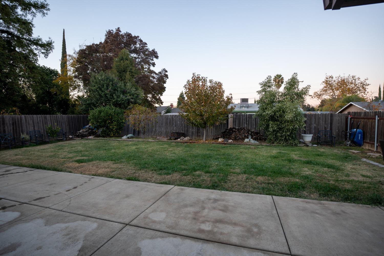 Detail Gallery Image 11 of 13 For 1567 Hazel Ave, Yuba City,  CA 95993 - 3 Beds | 2 Baths