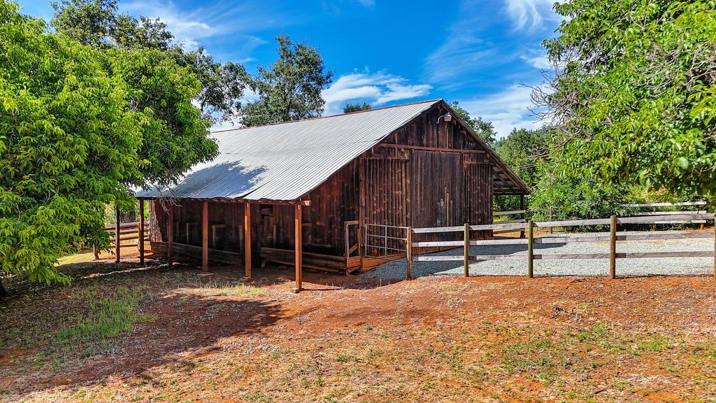 Detail Gallery Image 85 of 96 For 4500 Bear Creek Rd, Garden Valley,  CA 95633 - 3 Beds | 3/2 Baths