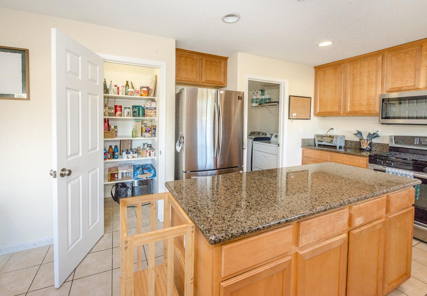 Detail Gallery Image 10 of 40 For 747 Breen Ct, Woodland,  CA 95776 - 3 Beds | 2/1 Baths