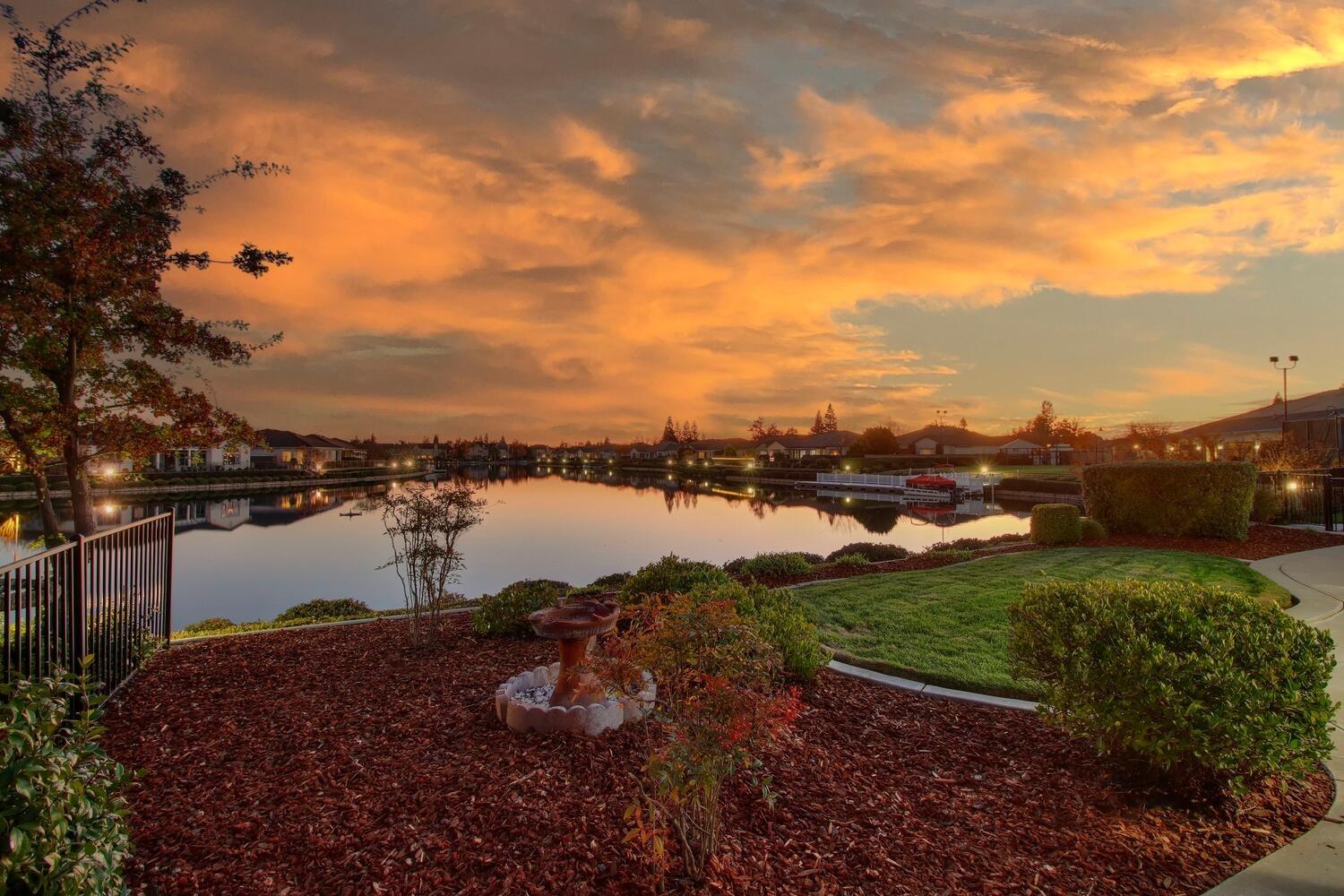 Detail Gallery Image 6 of 78 For 2706 Granite Park Ln, Elk Grove,  CA 95758 - 3 Beds | 2/1 Baths