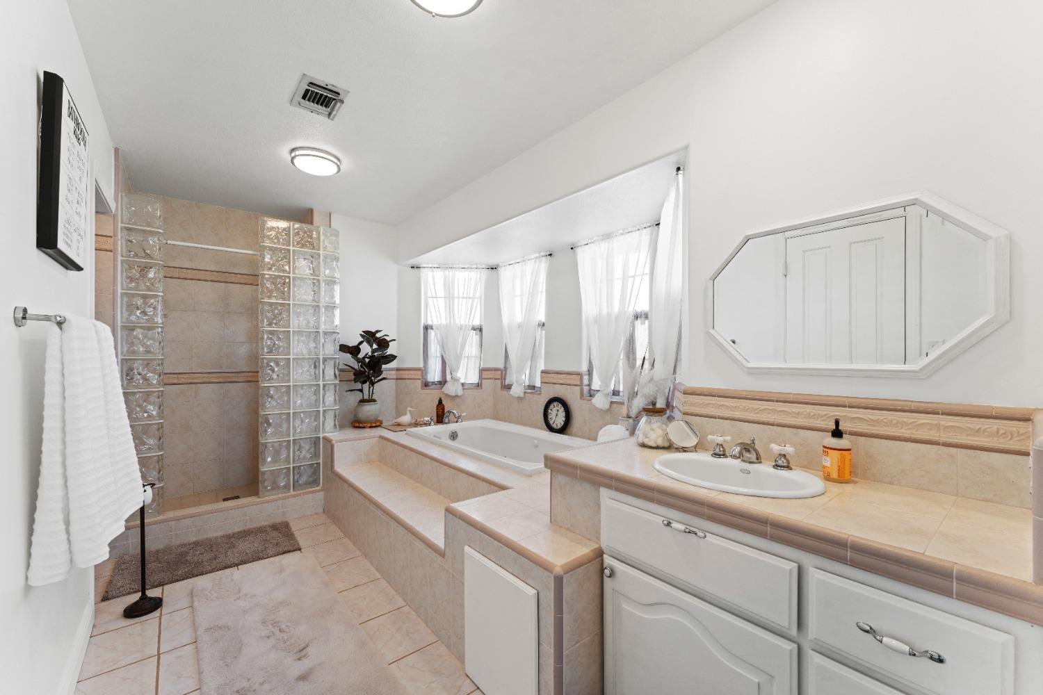 Detail Gallery Image 35 of 77 For 3744 Hokan Ln, Wheatland,  CA 95692 - 3 Beds | 2/1 Baths