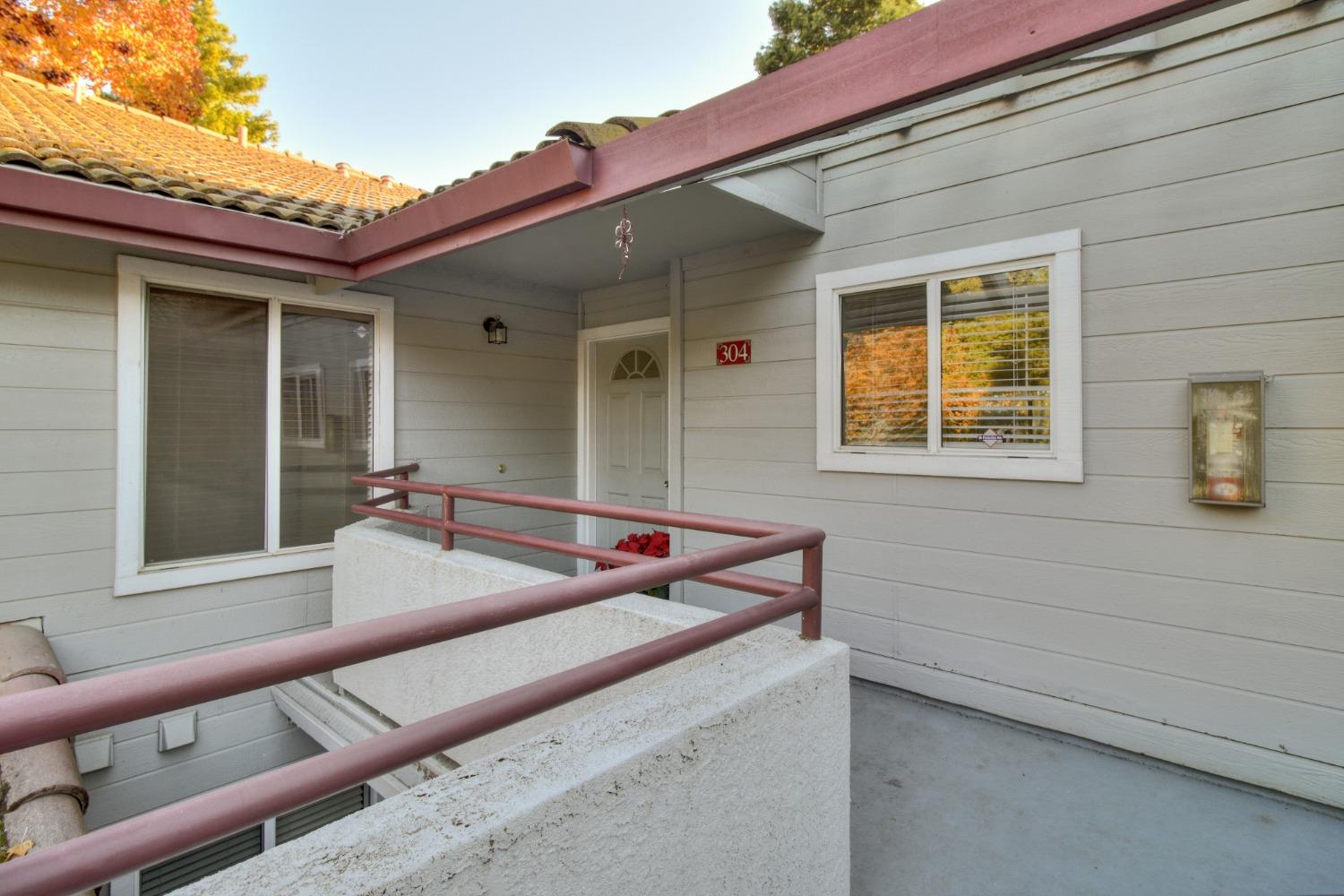 Detail Gallery Image 4 of 48 For 4830 Dover Ln #304,  Sacramento,  CA 95842 - 2 Beds | 2 Baths