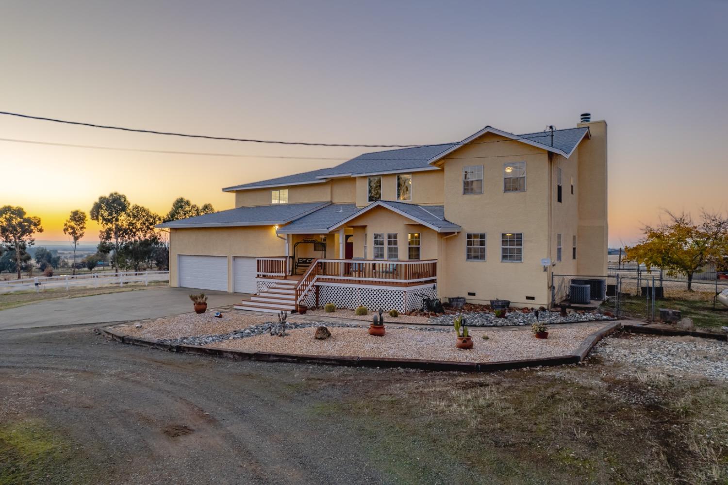 Detail Gallery Image 3 of 77 For 3744 Hokan Ln, Wheatland,  CA 95692 - 3 Beds | 2/1 Baths