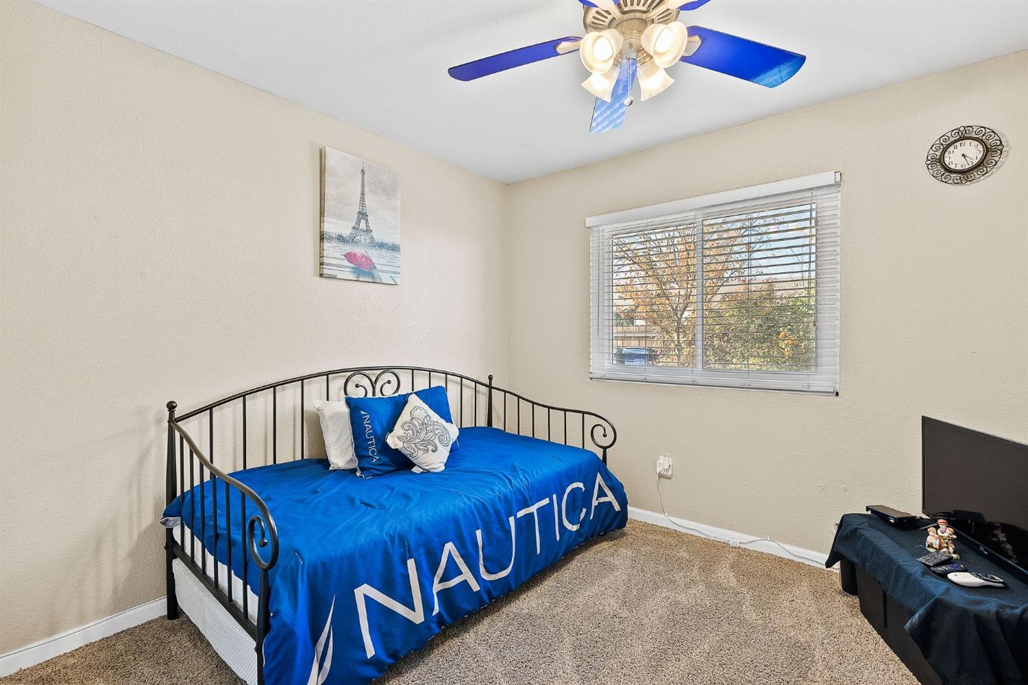 Detail Gallery Image 21 of 39 For 5000 Clover Field Way, Sacramento,  CA 95824 - 3 Beds | 2 Baths