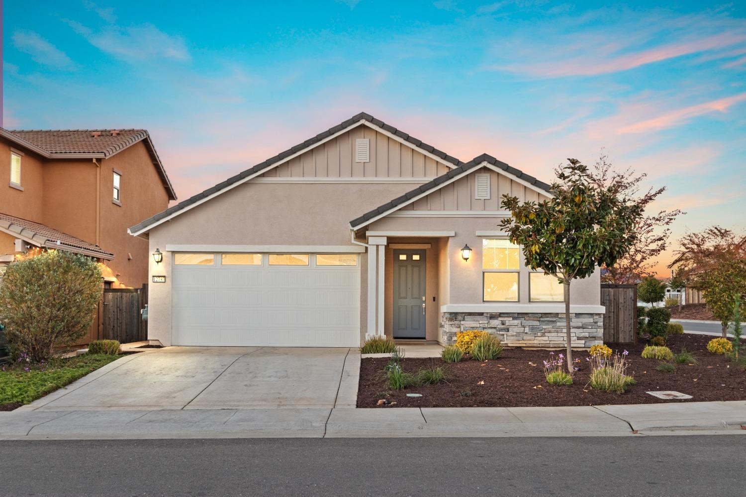 Detail Gallery Image 1 of 65 For 12737 Blueblanc Way, Rancho Cordova,  CA 95742 - 3 Beds | 2 Baths