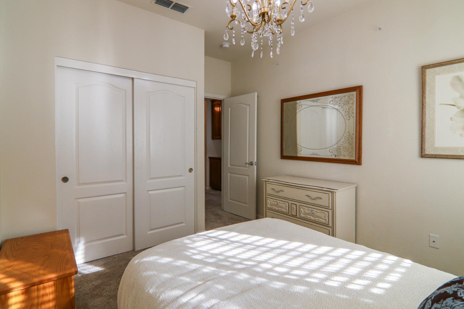 Detail Gallery Image 29 of 37 For 2042 Horseshoe Glen Cir, Folsom,  CA 95630 - 3 Beds | 2 Baths