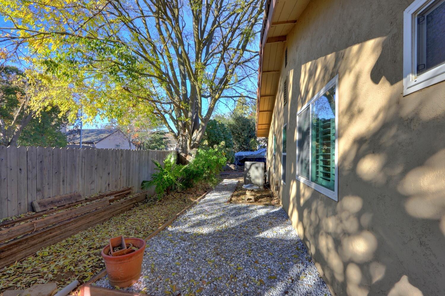 Detail Gallery Image 62 of 80 For 4301 Vista Way, Davis,  CA 95618 - 4 Beds | 3 Baths