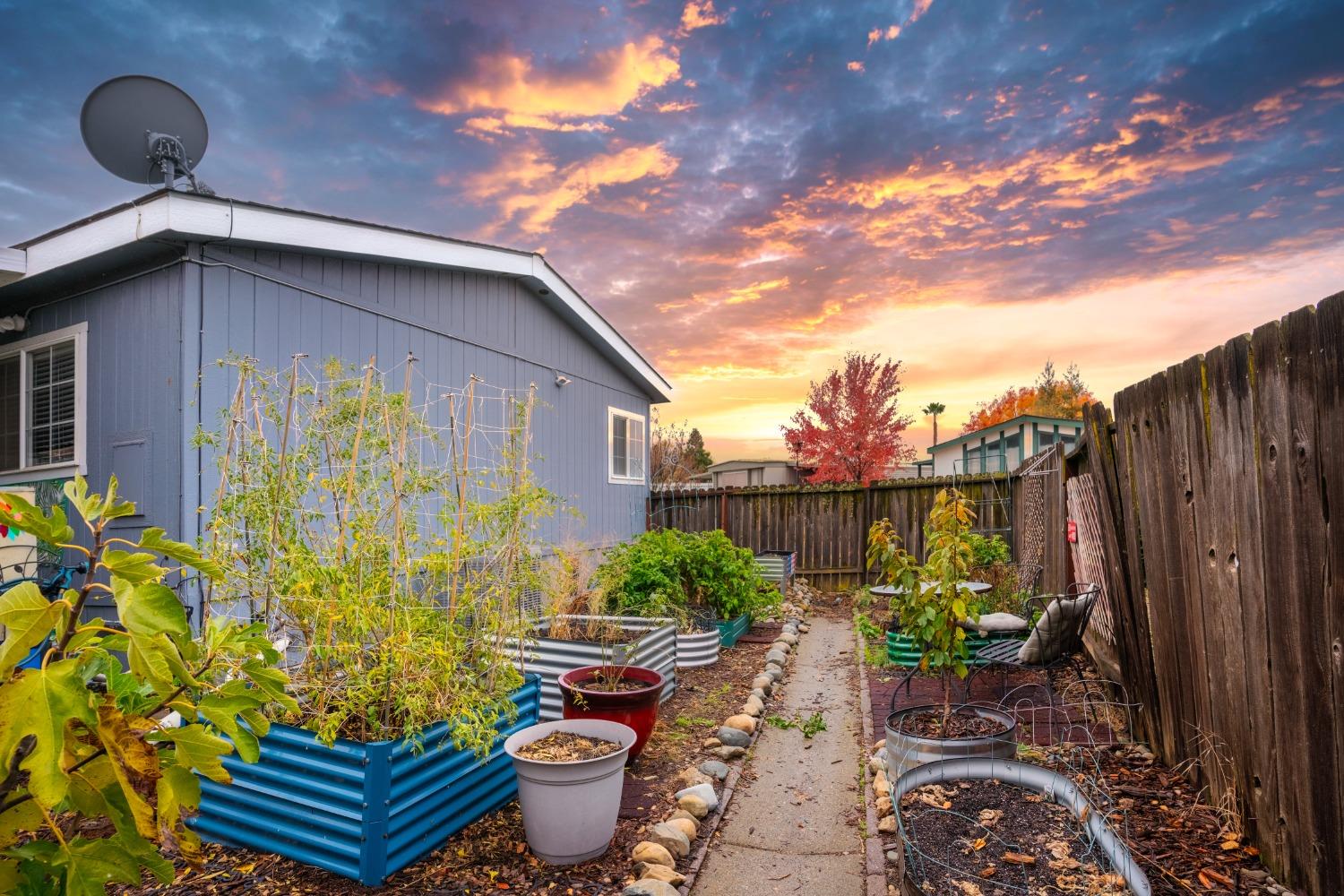 Detail Gallery Image 11 of 24 For 1130 White Rock Rd 103, El Dorado Hills,  CA 95762 - 3 Beds | 2 Baths