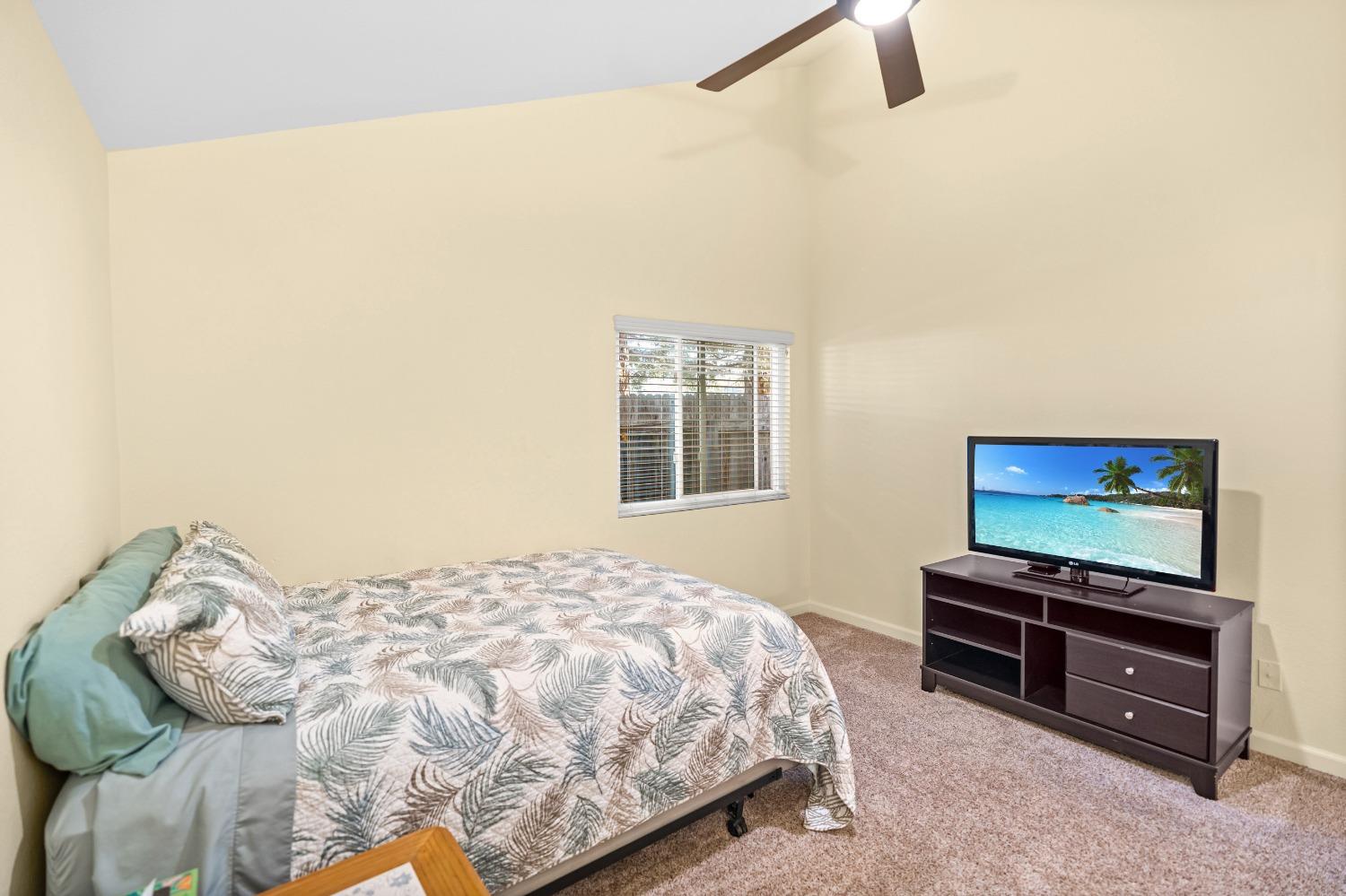 Detail Gallery Image 5 of 47 For 4267 Taylor St, Sacramento,  CA 95838 - 2 Beds | 1 Baths