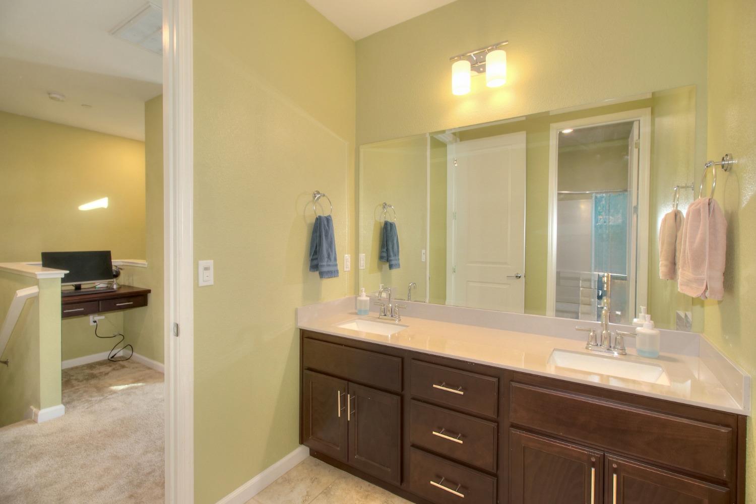 Detail Gallery Image 22 of 48 For 2933 Nantes Walk, Sacramento,  CA 95834 - 4 Beds | 3/1 Baths