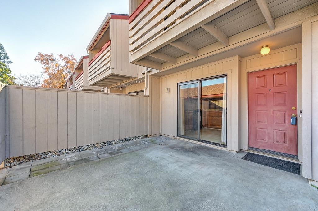 Detail Gallery Image 2 of 54 For 4910 Whisper Ln, Sacramento,  CA 95841 - 2 Beds | 2/1 Baths