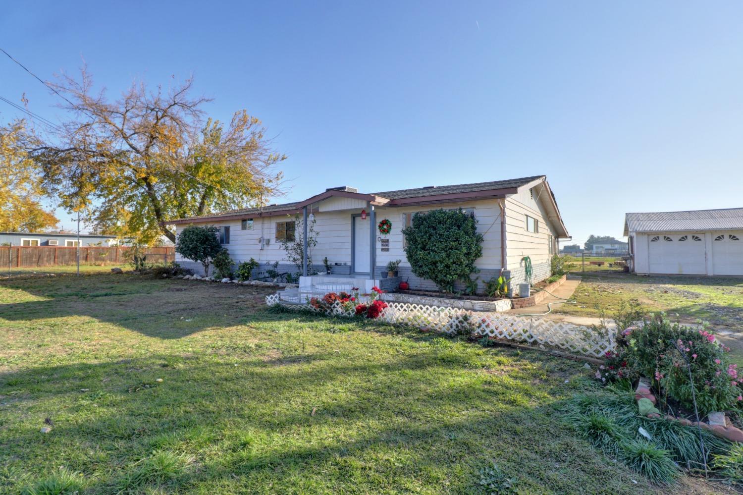 Detail Gallery Image 12 of 56 For 1704 Plumas Arboga Rd, Olivehurst,  CA 95961 - 4 Beds | 2 Baths