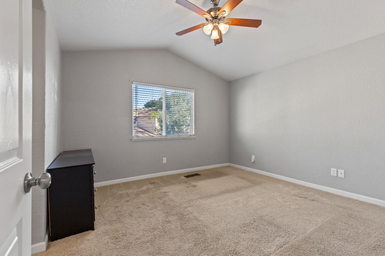 Detail Gallery Image 23 of 34 For 2816 Malik Ave, Ceres,  CA 95307 - 4 Beds | 2/1 Baths