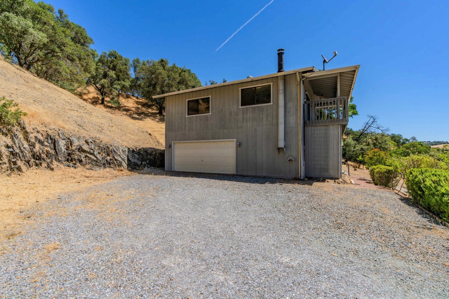 Detail Gallery Image 65 of 82 For 14541 Church St, Amador City,  CA 95601 - 5 Beds | 3/1 Baths