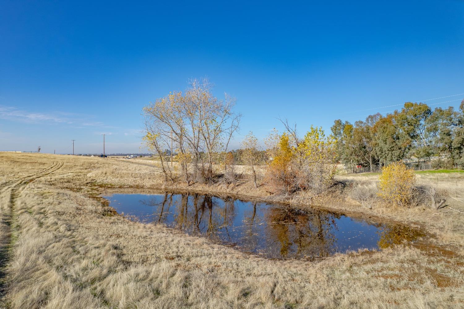 Detail Gallery Image 62 of 77 For 3744 Hokan Ln, Wheatland,  CA 95692 - 3 Beds | 2/1 Baths