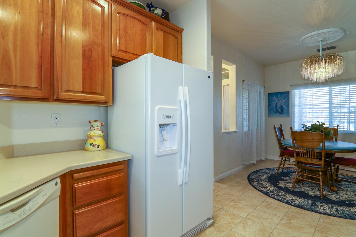 Detail Gallery Image 15 of 37 For 2042 Horseshoe Glen Cir, Folsom,  CA 95630 - 3 Beds | 2 Baths