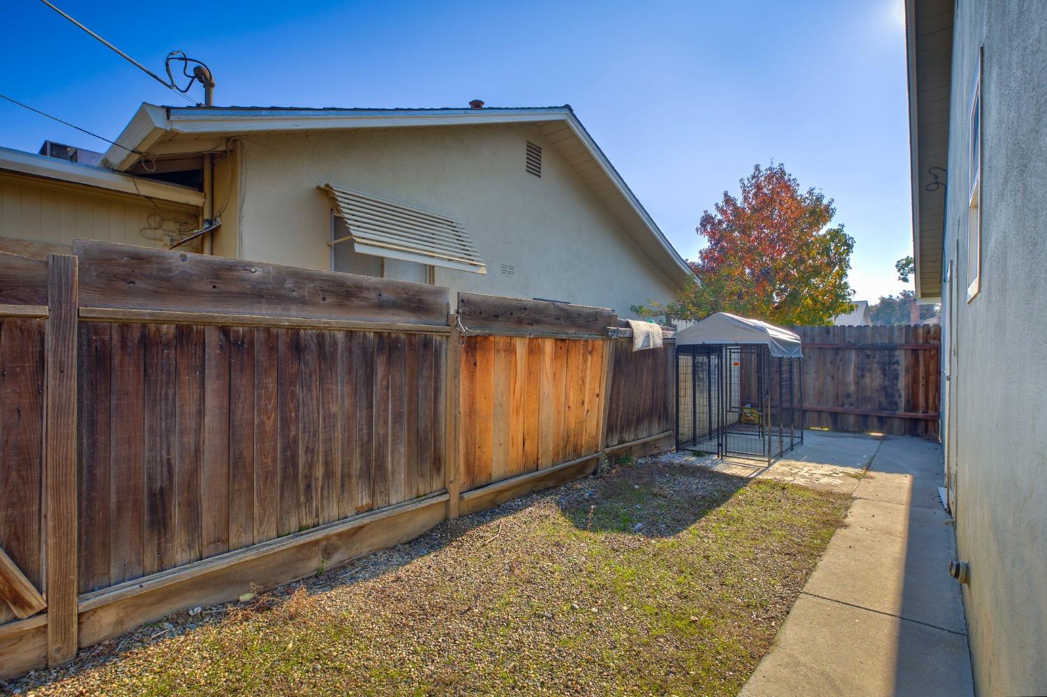 Detail Gallery Image 15 of 17 For 4201 42nd Ave, Sacramento,  CA 95824 - 2 Beds | 1 Baths