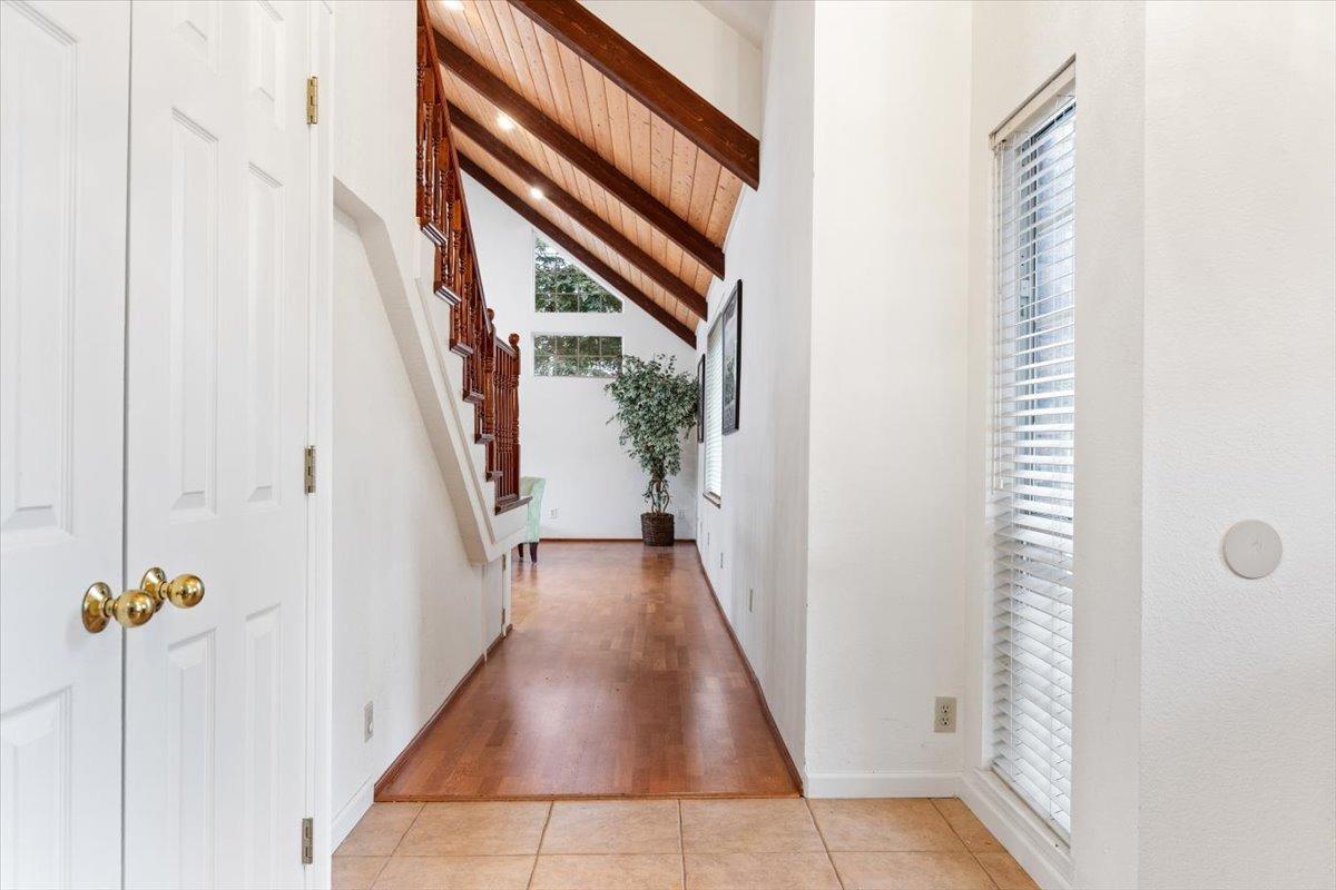 Detail Gallery Image 10 of 68 For 4347 Vintage Oaks Ln, Fair Oaks,  CA 95628 - 5 Beds | 4/1 Baths