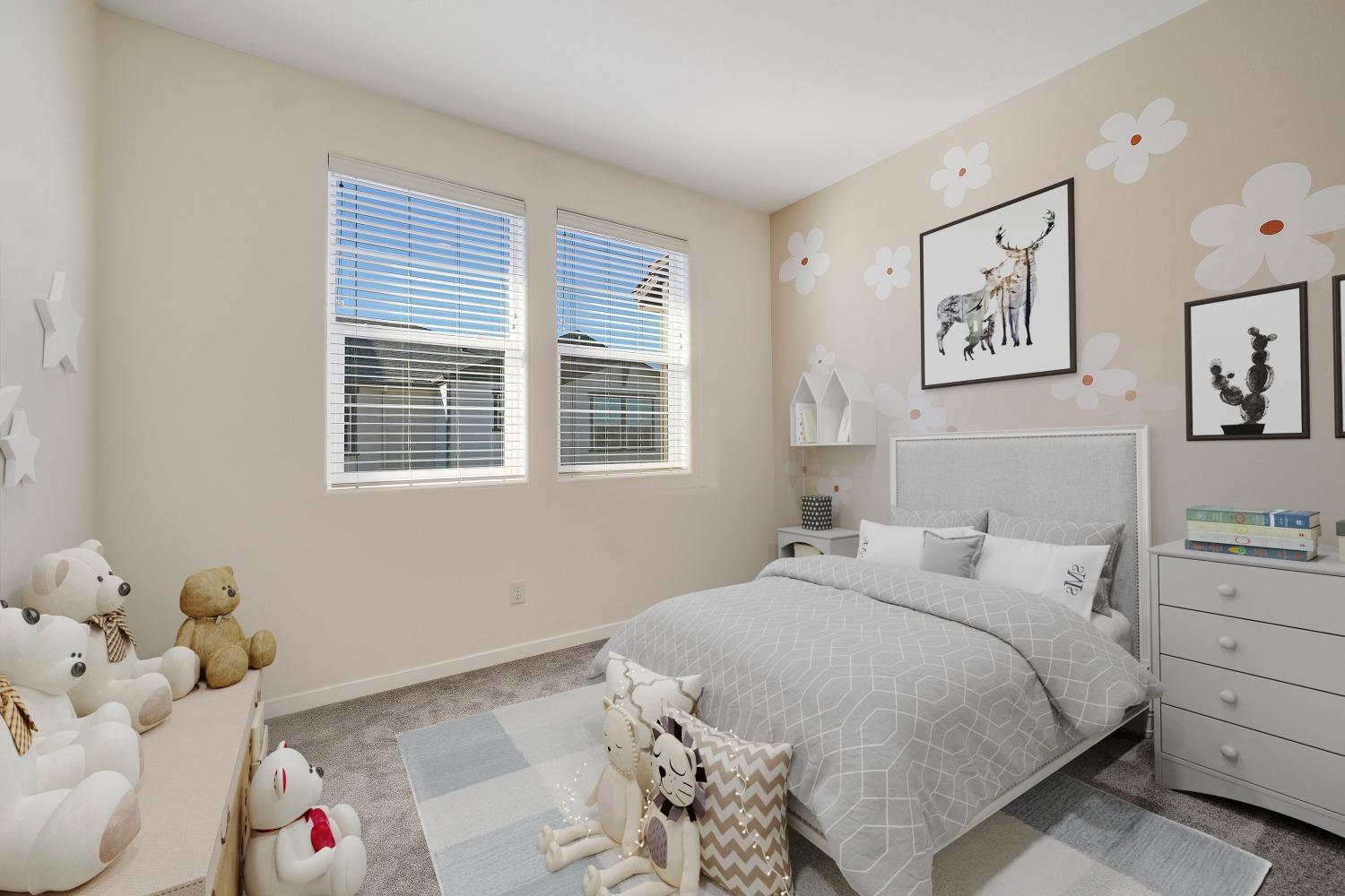 Detail Gallery Image 3 of 40 For 3075 Meadow Run Walk, Sacramento,  CA 95833 - 3 Beds | 2/1 Baths