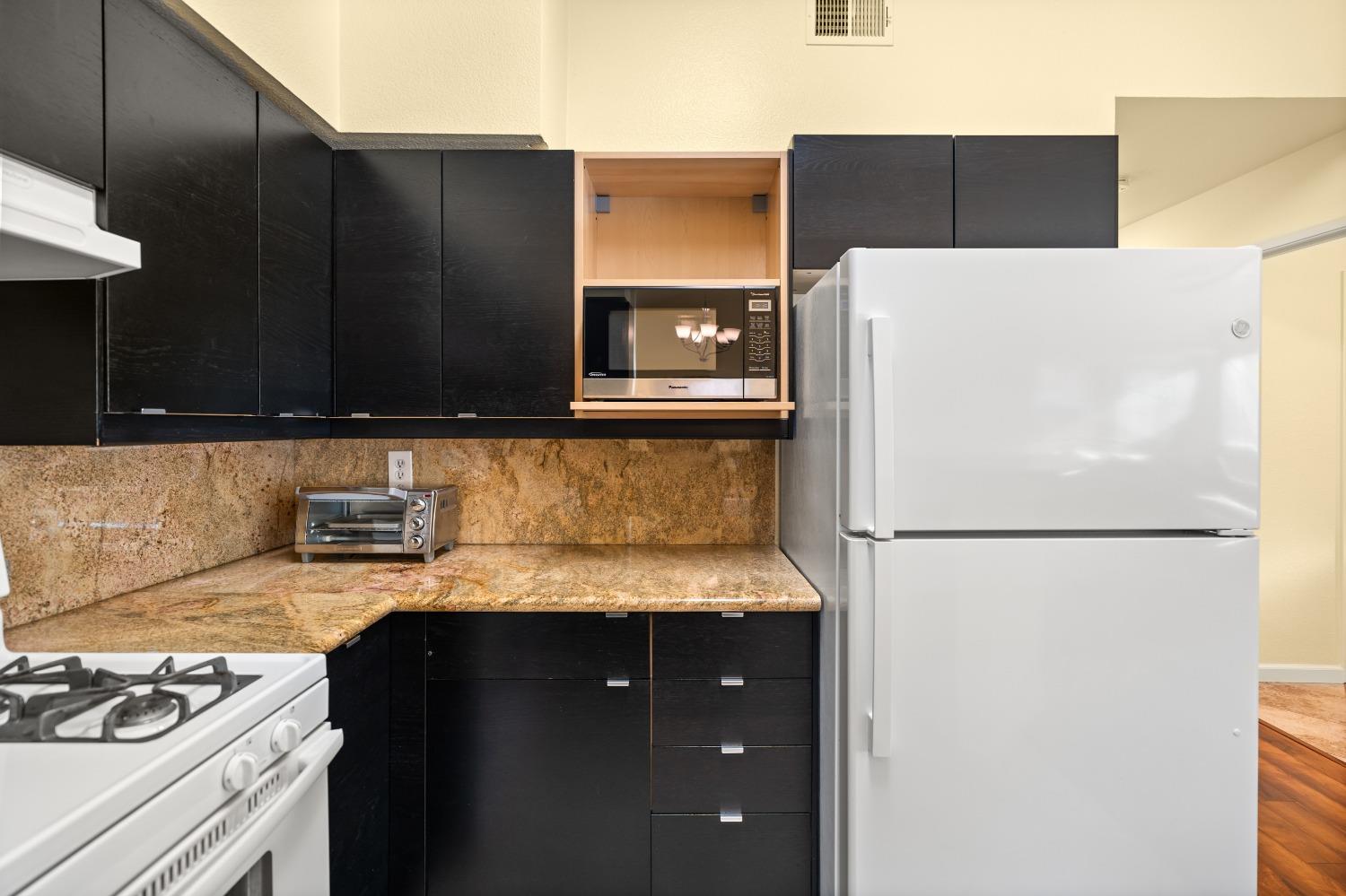 Detail Gallery Image 25 of 47 For 4267 Taylor St, Sacramento,  CA 95838 - 2 Beds | 1 Baths