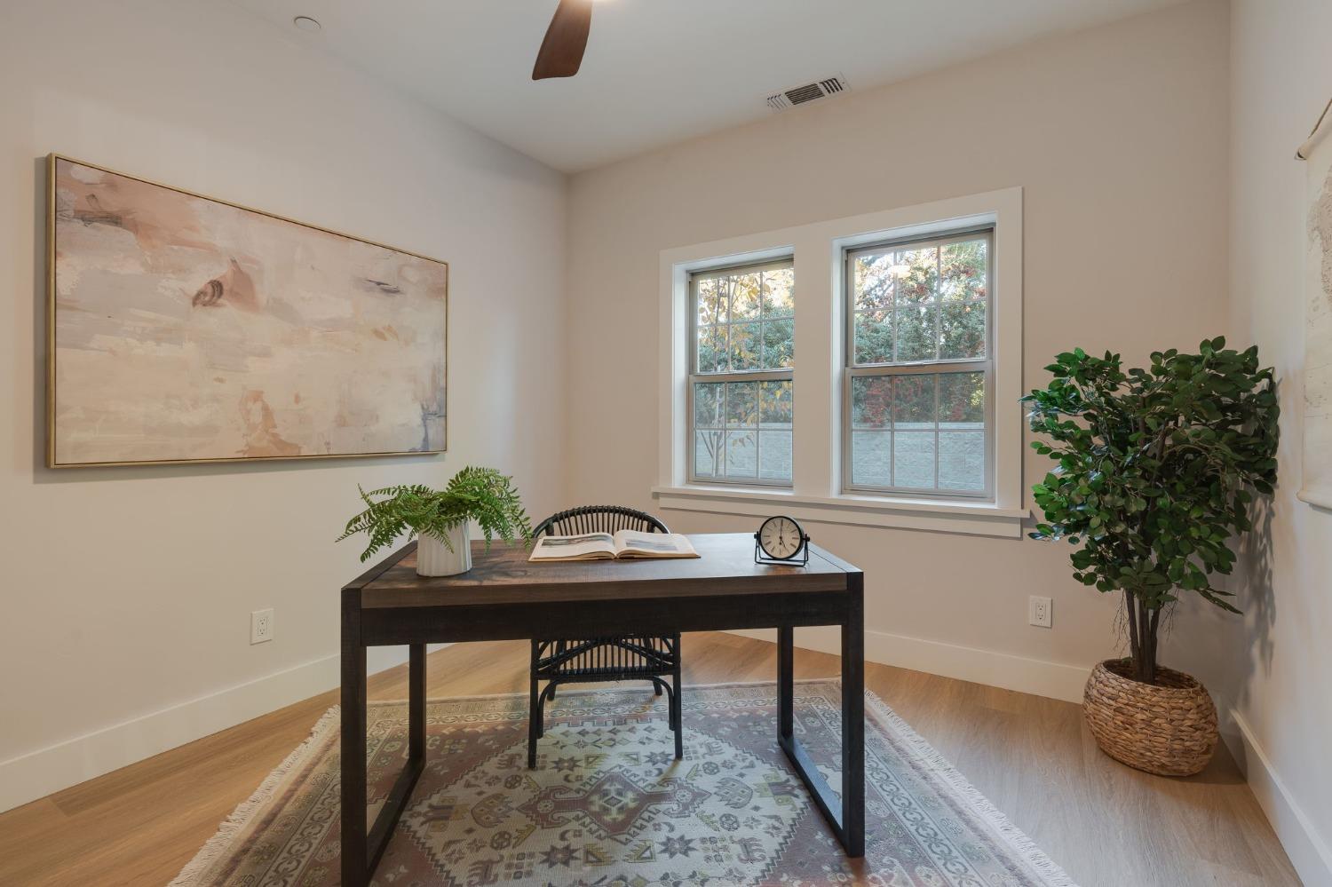 Detail Gallery Image 20 of 48 For 2721 Swanston Oaks Lane, Sacramento,  CA 95818 - 4 Beds | 2/1 Baths