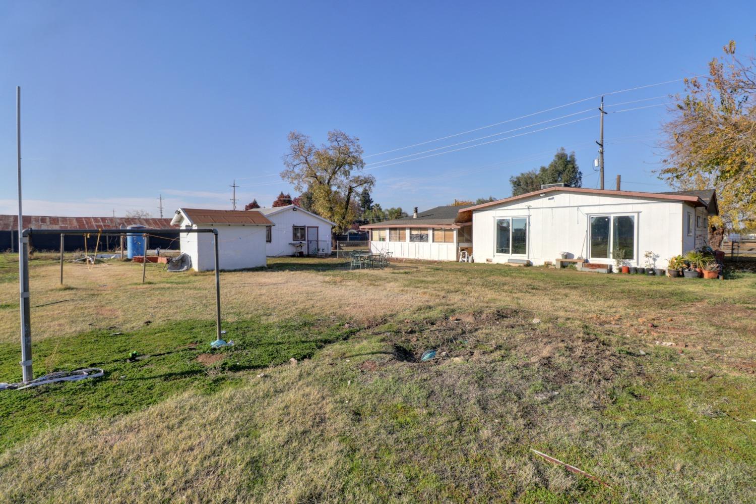 Detail Gallery Image 24 of 56 For 1704 Plumas Arboga Rd, Olivehurst,  CA 95961 - 4 Beds | 2 Baths