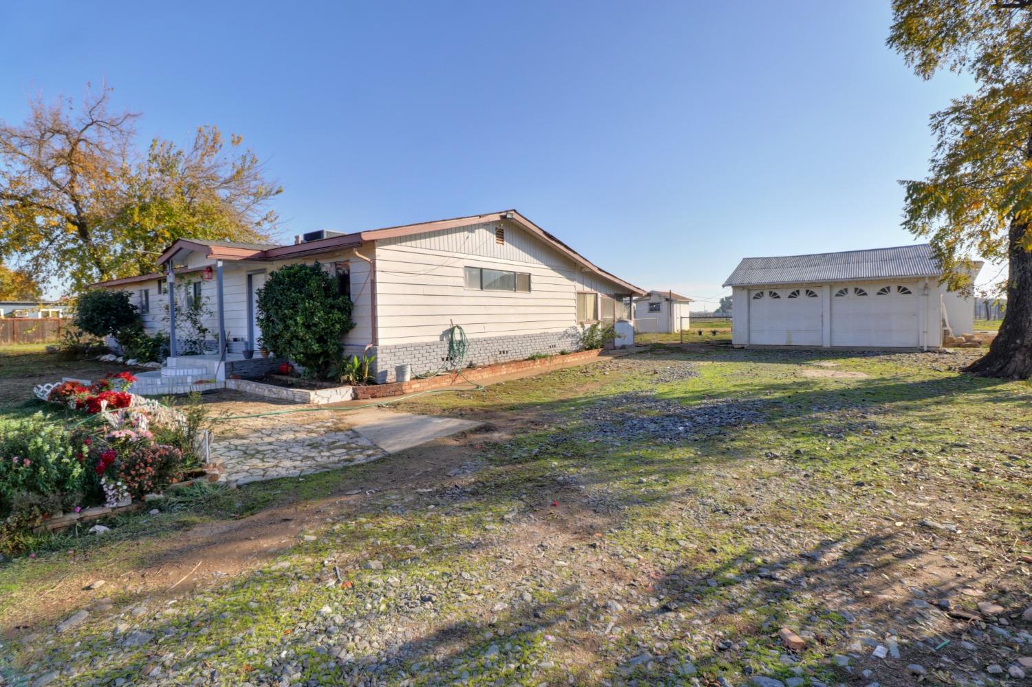 Detail Gallery Image 15 of 56 For 1704 Plumas Arboga Rd, Olivehurst,  CA 95961 - 4 Beds | 2 Baths