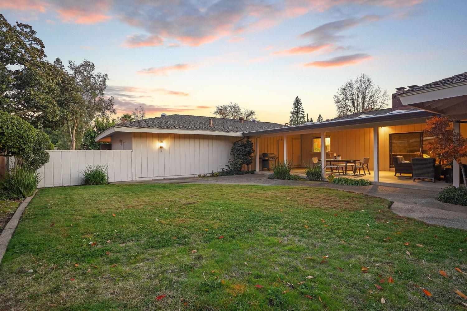 Detail Gallery Image 64 of 80 For 4861 Oak Vista Dr, Carmichael,  CA 95608 - 5 Beds | 3 Baths