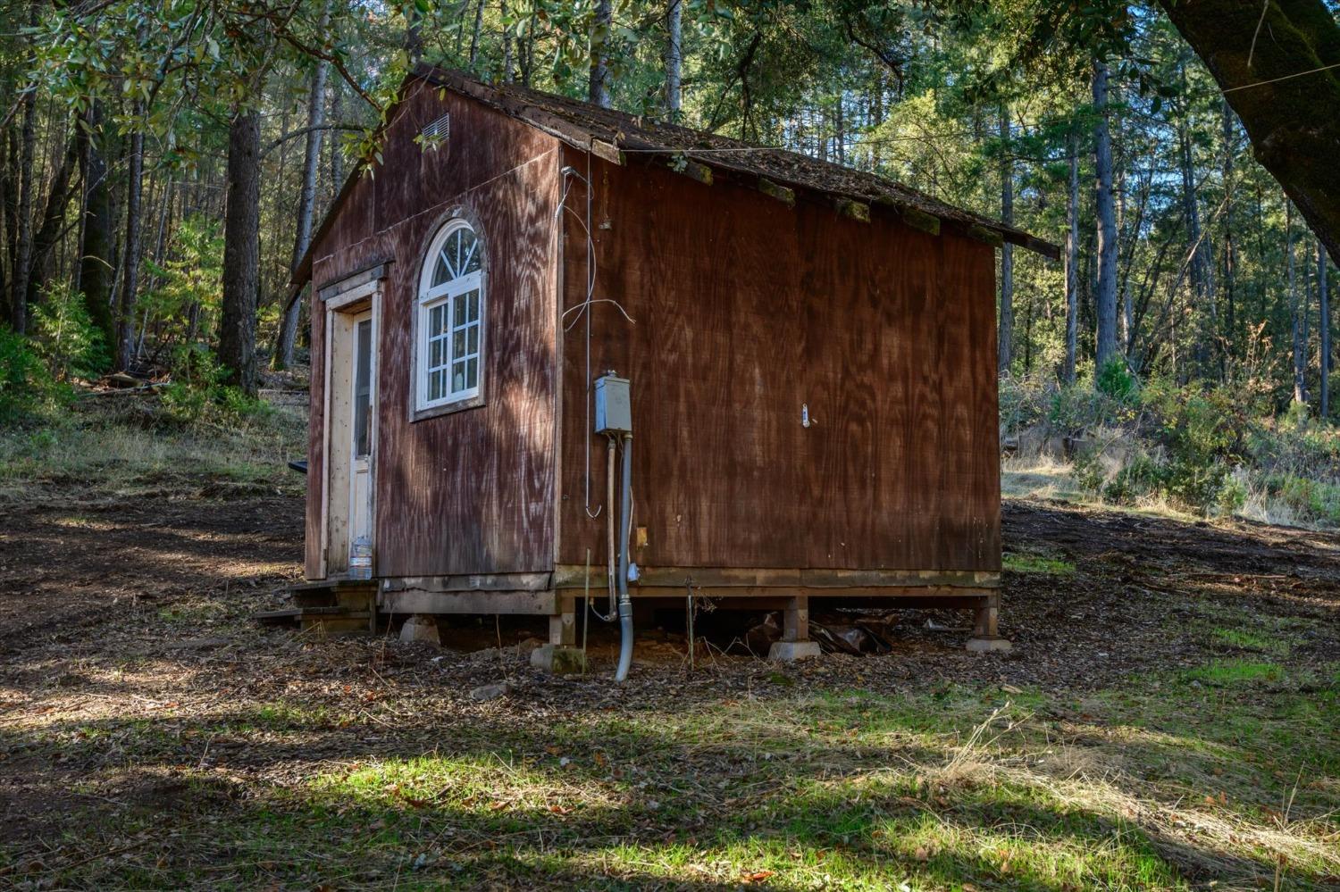 Detail Gallery Image 7 of 21 For 4954 Oak Hill Rd, Placerville,  CA 95667 - 2 Beds | 1 Baths