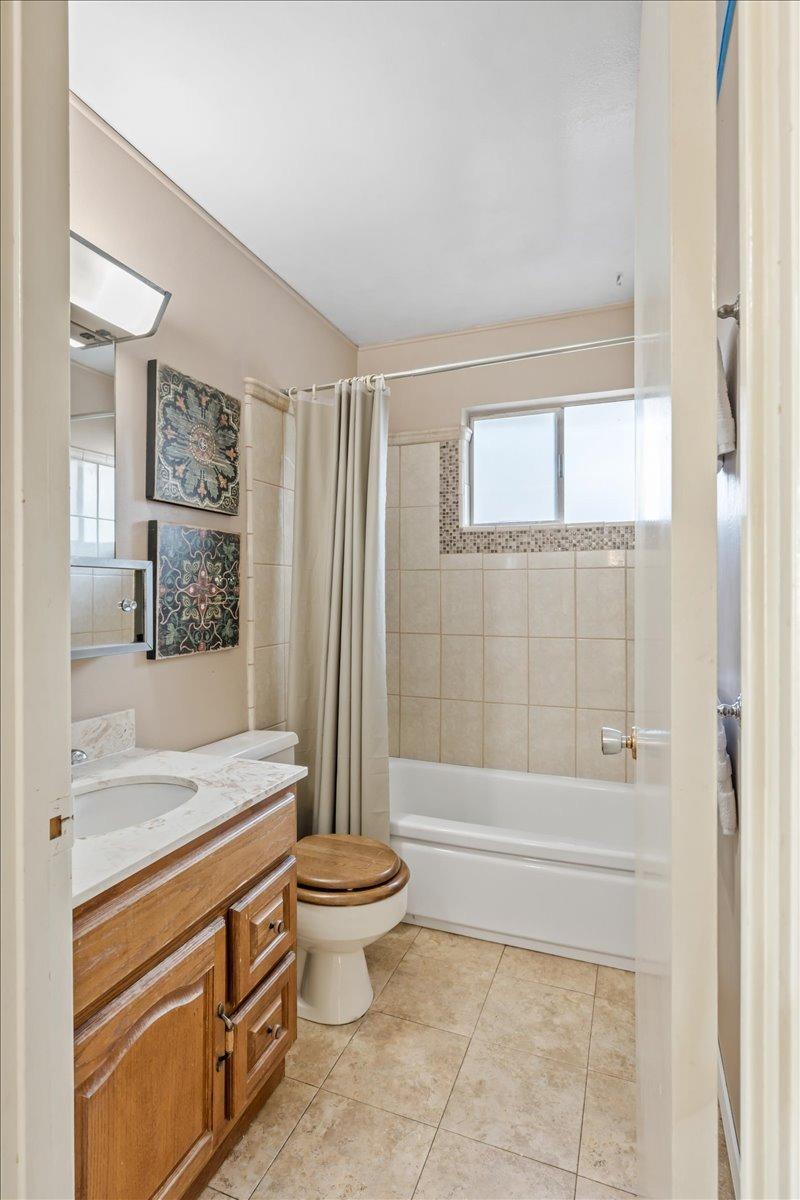 Detail Gallery Image 20 of 28 For 9140 La Riviera Dr, Sacramento,  CA 95826 - 3 Beds | 2 Baths