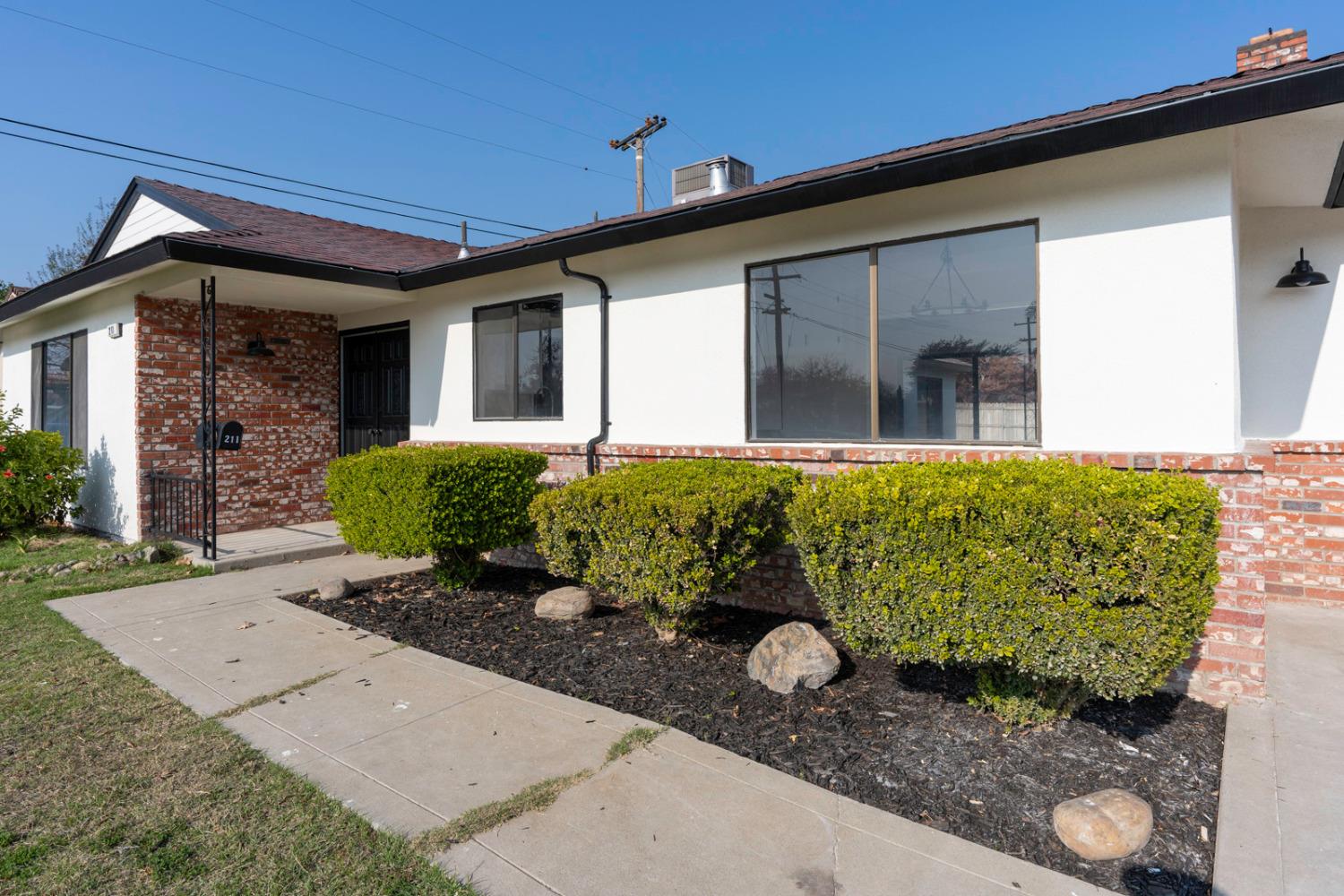 Detail Gallery Image 10 of 50 For 211 Laurel Ave, Atwater,  CA 95301 - 3 Beds | 2 Baths