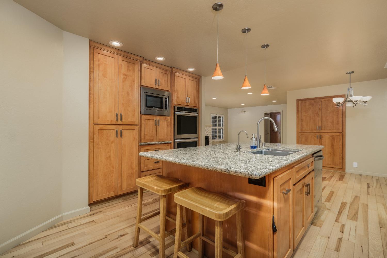 Detail Gallery Image 25 of 79 For 3574 El Ricon Way, Sacramento,  CA 95864 - 3 Beds | 2/1 Baths