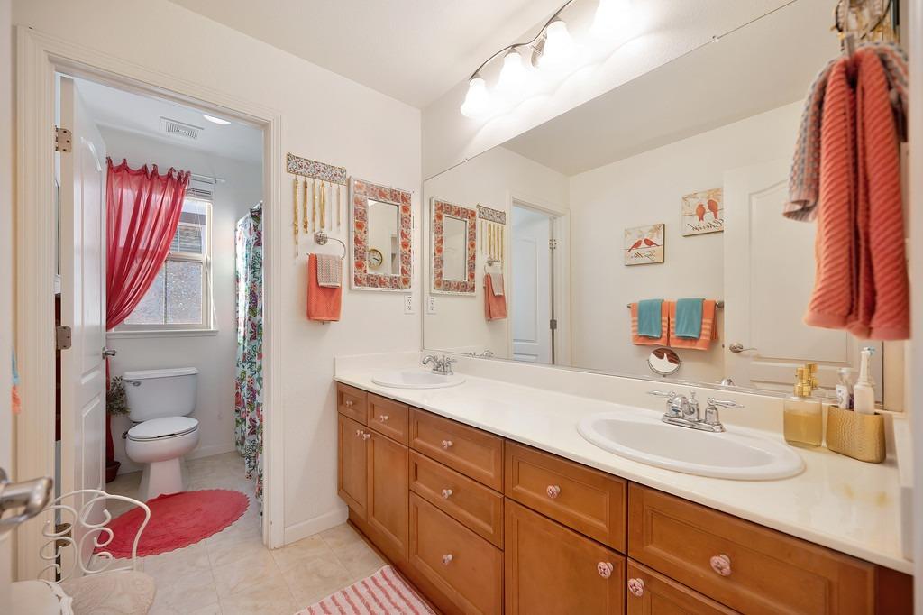 Detail Gallery Image 36 of 64 For 1691 Ballou Cir, Folsom,  CA 95630 - 4 Beds | 2/1 Baths