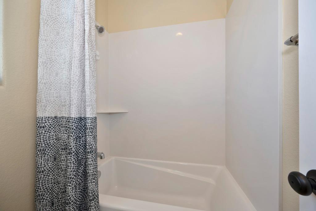 Detail Gallery Image 35 of 57 For 331 Colner Cir, Folsom,  CA 95630 - 3 Beds | 2/1 Baths