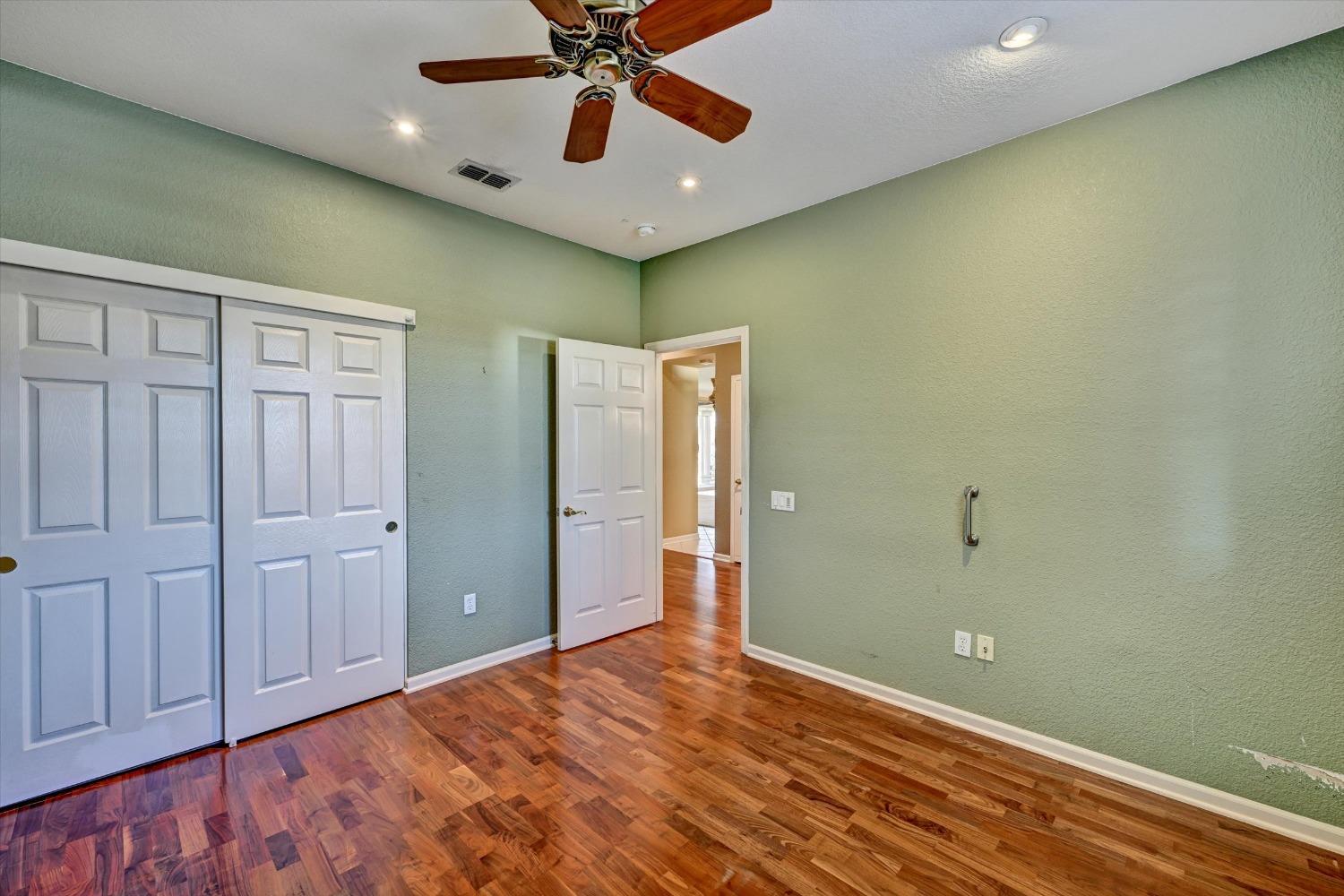 Detail Gallery Image 17 of 29 For 6361 Buckskin Ln, Roseville,  CA 95747 - 2 Beds | 2 Baths