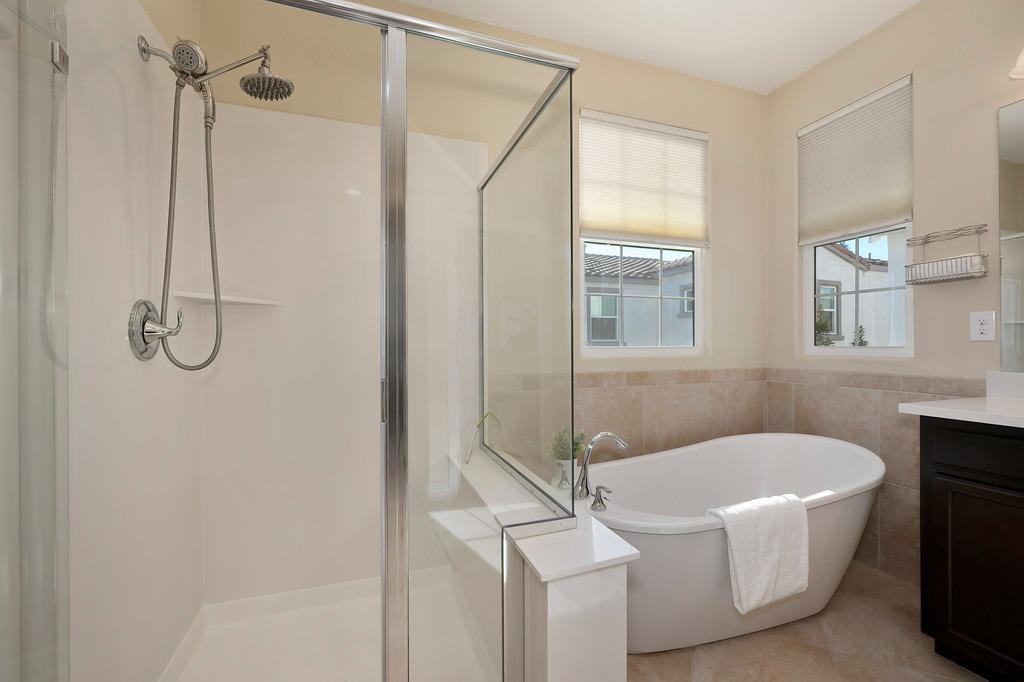 Detail Gallery Image 27 of 57 For 331 Colner Cir, Folsom,  CA 95630 - 3 Beds | 2/1 Baths