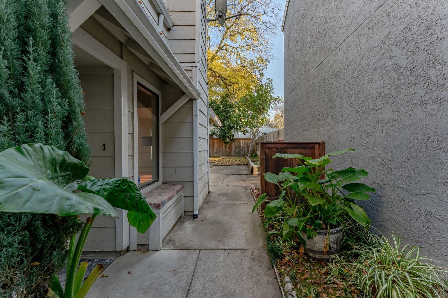 Detail Gallery Image 27 of 27 For 2231 Sandcastle Way, Sacramento,  CA 95833 - 3 Beds | 2 Baths