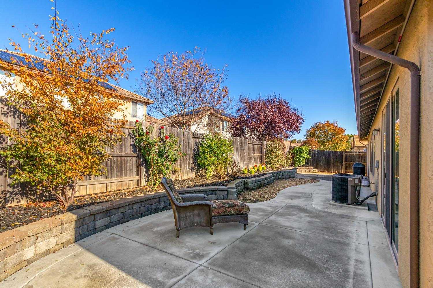 Detail Gallery Image 34 of 39 For 1233 Hillwood Loop, Lincoln,  CA 95648 - 4 Beds | 2/1 Baths