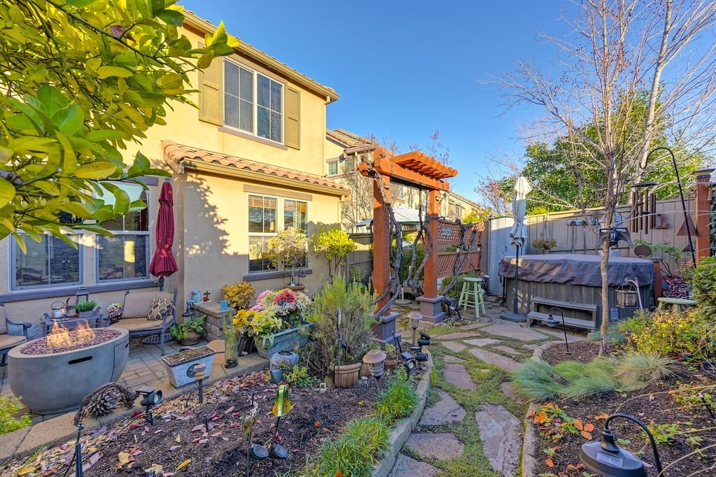 Detail Gallery Image 64 of 64 For 1691 Ballou Cir, Folsom,  CA 95630 - 4 Beds | 2/1 Baths