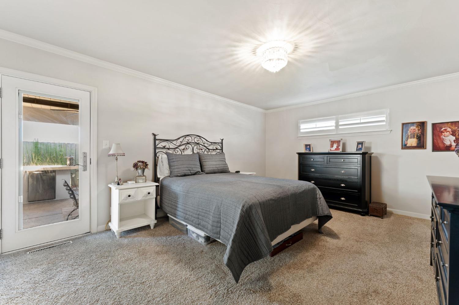 Detail Gallery Image 15 of 38 For 4400 Capri Way, Sacramento,  CA 95822 - 3 Beds | 2 Baths