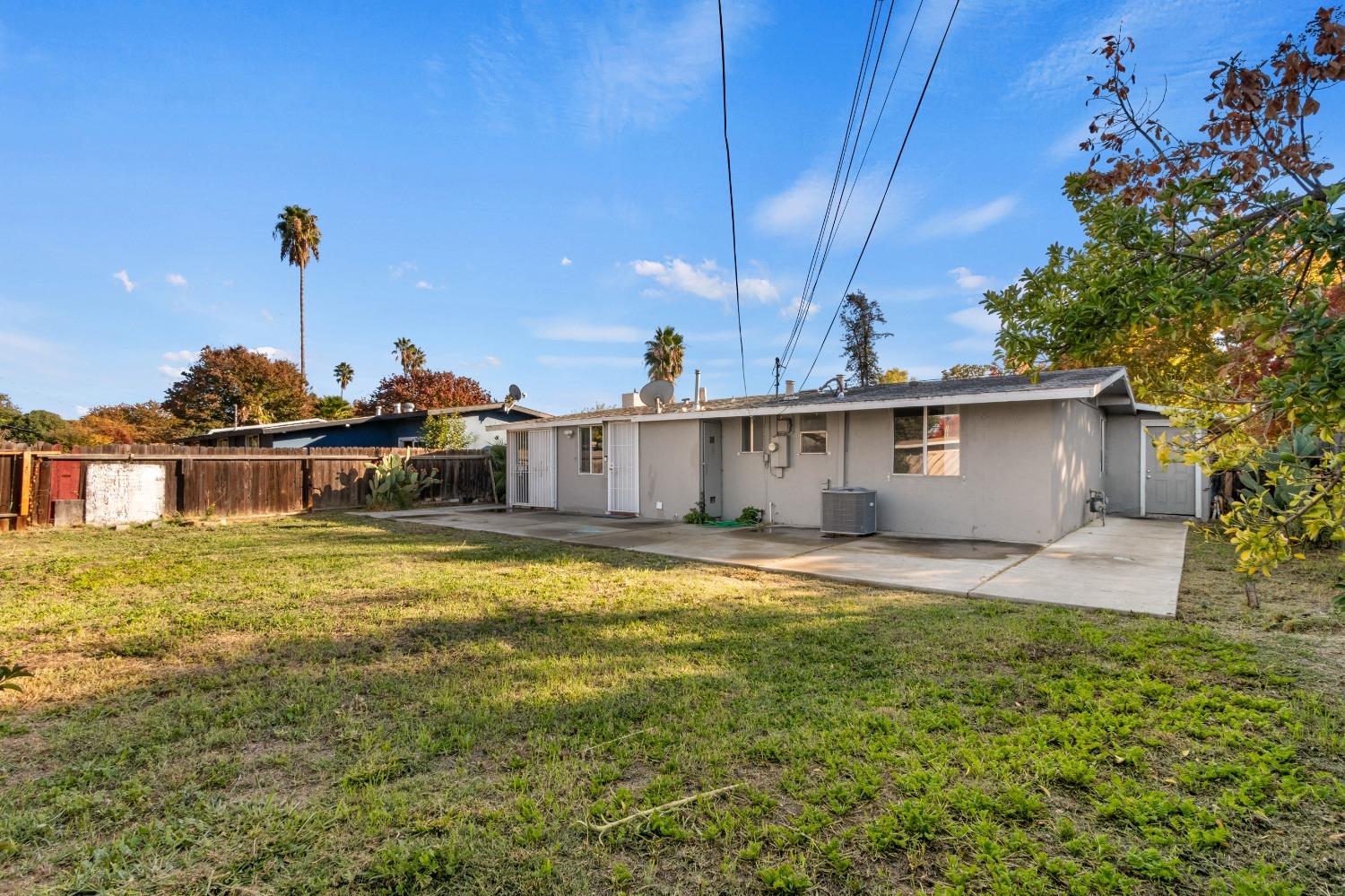 Detail Gallery Image 34 of 42 For 2143 62nd Ave, Sacramento,  CA 95822 - 3 Beds | 2 Baths