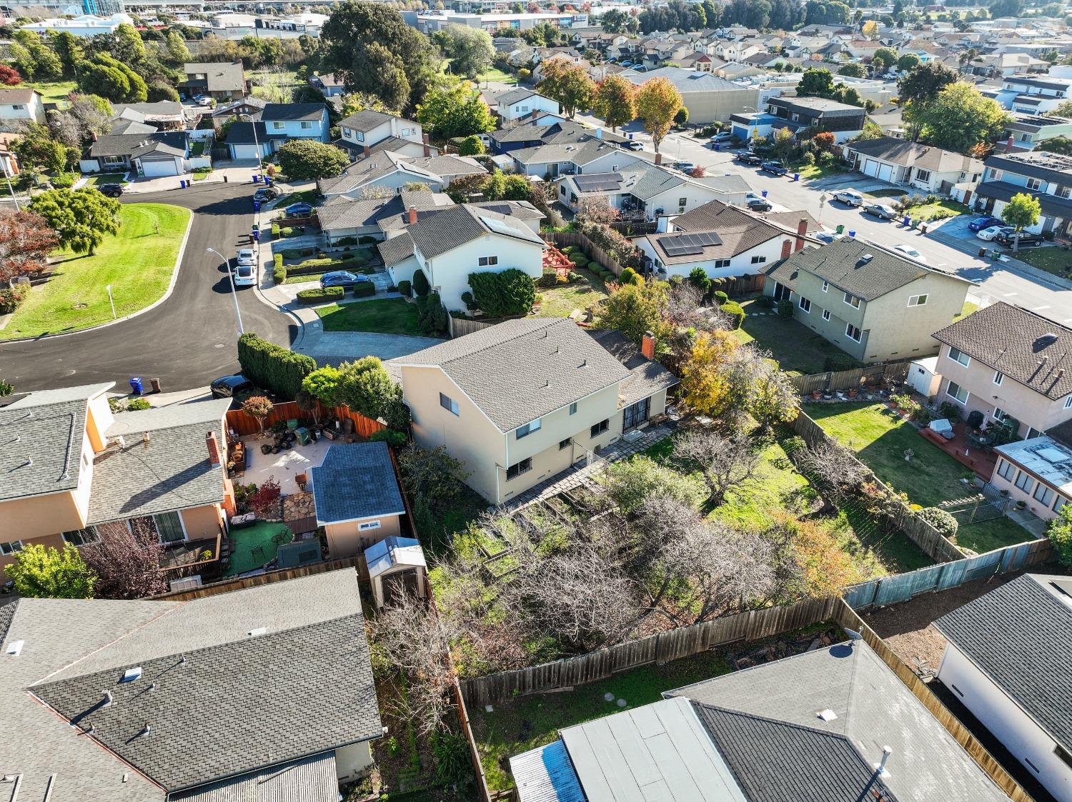 Detail Gallery Image 43 of 44 For 4918 Plaza Cir, Richmond,  CA 94804 - 4 Beds | 2/1 Baths