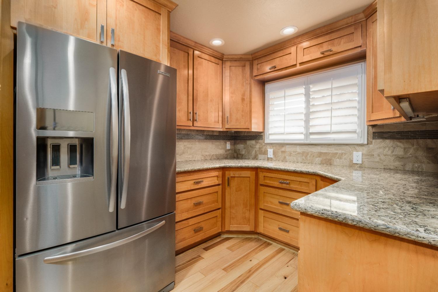 Detail Gallery Image 24 of 79 For 3574 El Ricon Way, Sacramento,  CA 95864 - 3 Beds | 2/1 Baths