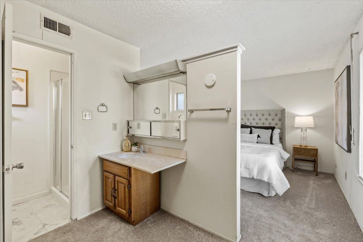 Detail Gallery Image 17 of 28 For 9140 La Riviera Dr, Sacramento,  CA 95826 - 3 Beds | 2 Baths