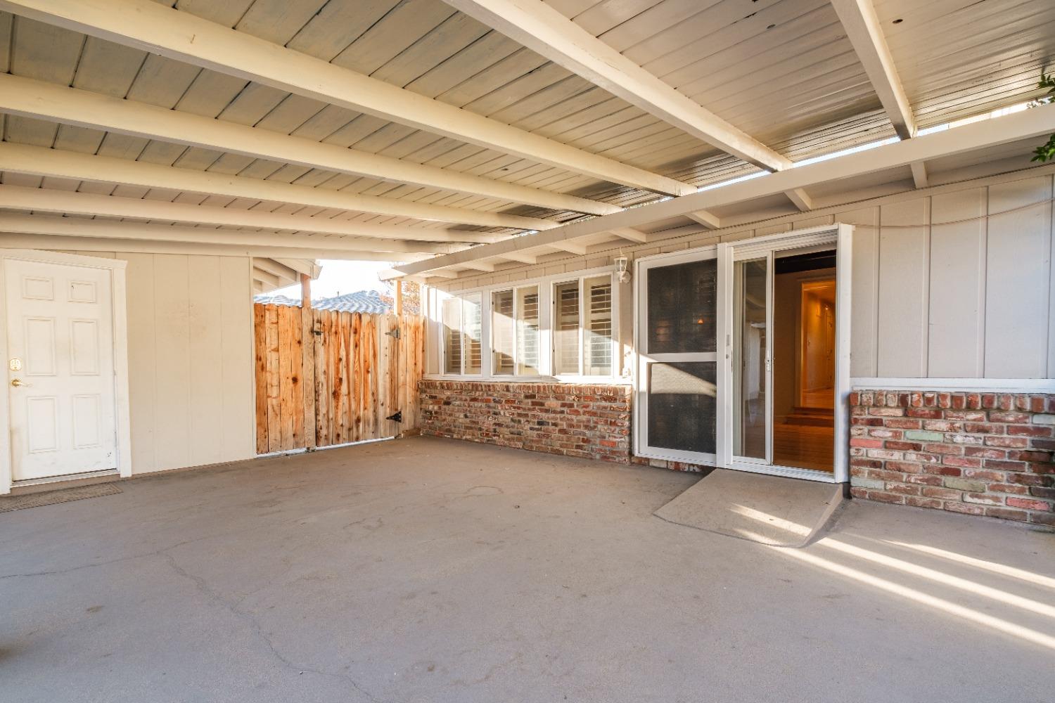 Detail Gallery Image 55 of 79 For 3574 El Ricon Way, Sacramento,  CA 95864 - 3 Beds | 2/1 Baths