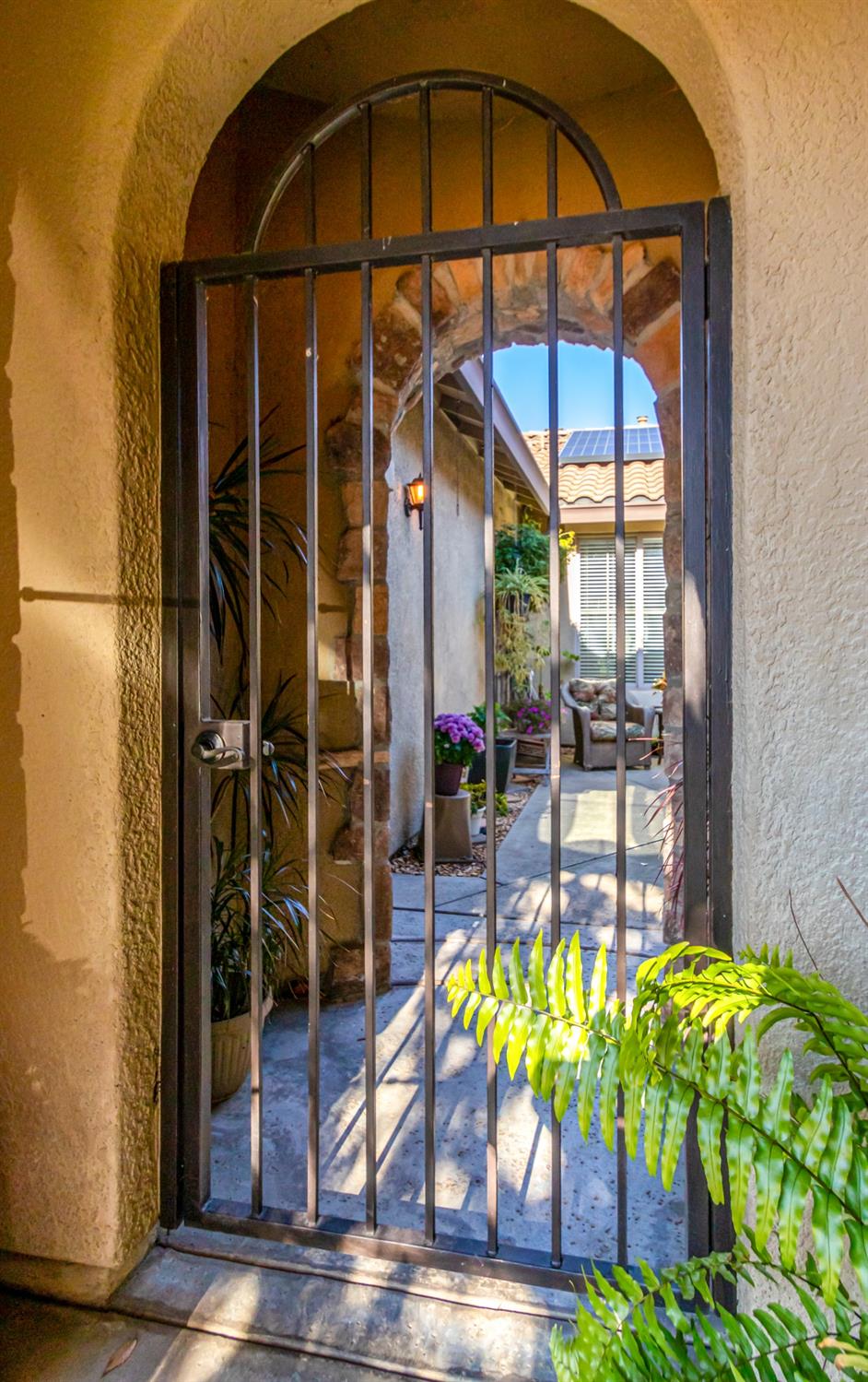 Detail Gallery Image 5 of 39 For 1233 Hillwood Loop, Lincoln,  CA 95648 - 4 Beds | 2/1 Baths