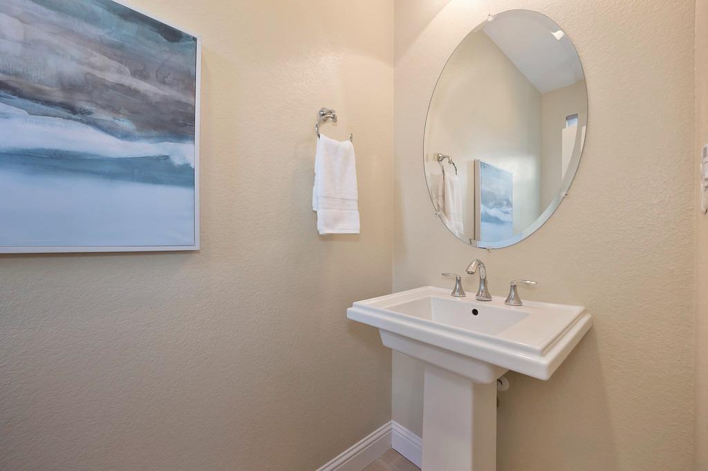 Detail Gallery Image 19 of 57 For 331 Colner Cir, Folsom,  CA 95630 - 3 Beds | 2/1 Baths